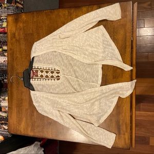 Arizona Jeans, White Cardigan with Lace design, Size: Kids Medium (10/12)